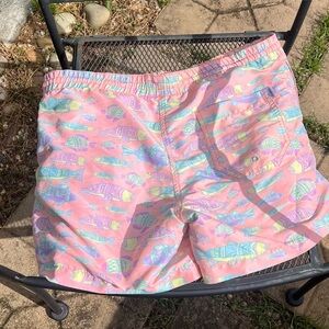 Old school chubbies size medium